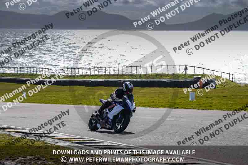 anglesey no limits trackday;anglesey photographs;anglesey trackday photographs;enduro digital images;event digital images;eventdigitalimages;no limits trackdays;peter wileman photography;racing digital images;trac mon;trackday digital images;trackday photos;ty croes